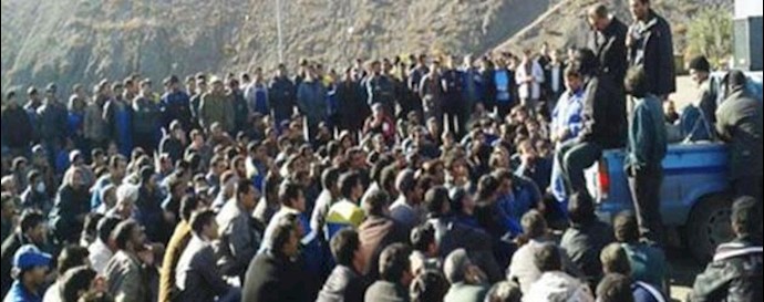 Bafgh, Kirman, eastern Iran –protest and gathering of Manganese miners