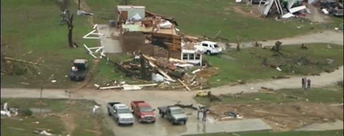 Killer tornados hit parts of central and southern US leaving people dead