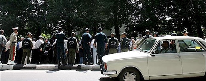 Tehran: Retired workers’ protest in front of Social Security Organization