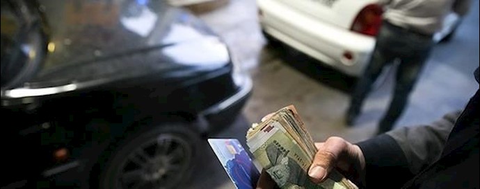 Iran: Drivers protest the rise of cost fuel at gas station in Lahijan freeway