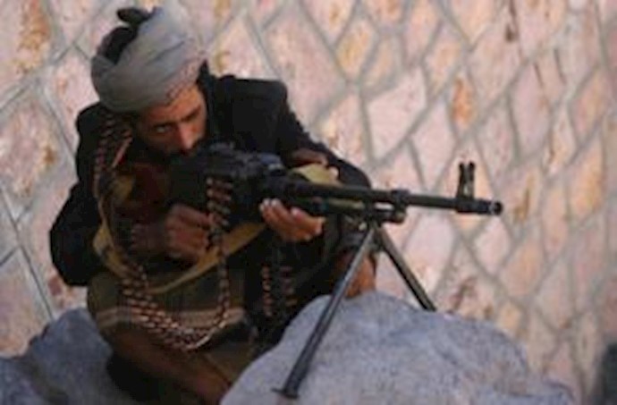 Saudi-led warplanes pound Yemen rebel stronghold