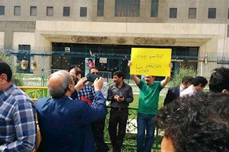 Thousands of teachers from dozens of Iranian cities rallied in a Nationwide teachers’ protest