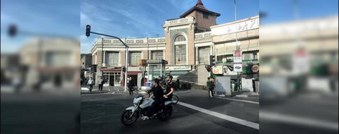 Tehran, Hassan Abad district clashed with the mullahs’ agents forcing them out of their area