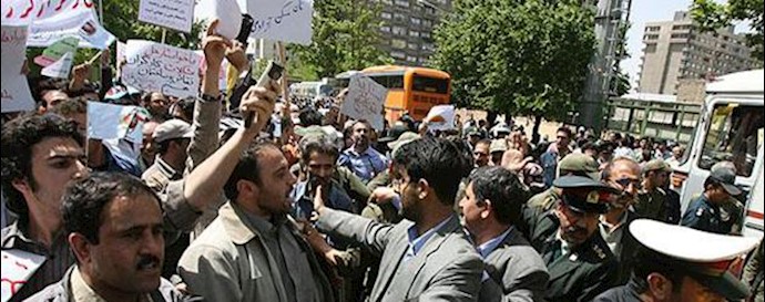 Iran; teachers and workers protest