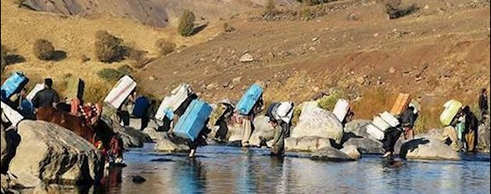 Iran: Porters mistreated and exploited