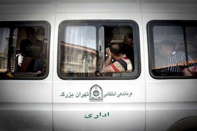 Iran: Protesting youth crackdown in Tehran, protest rallies in southern Iran