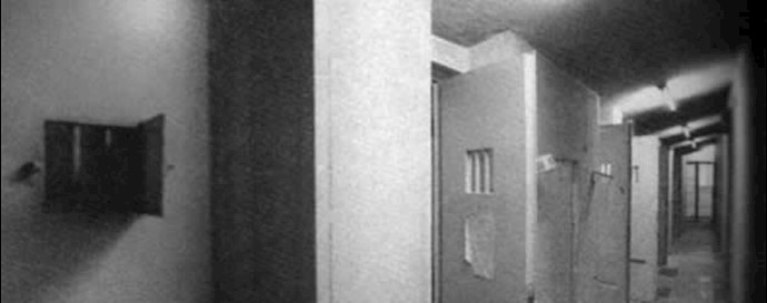 Iran: prisoner transferred to solitary confinement