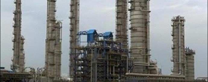 Iran: expelled oil refinery workers in Bandar Abbas hold rally