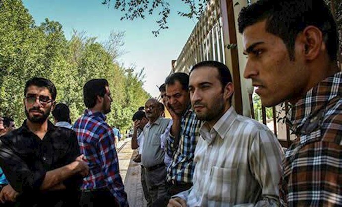 Iran: students, teachers & employees protest in 3 cities