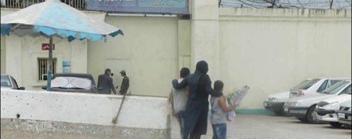 Iran: three executed in northern prison