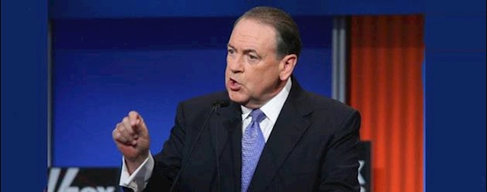 Huckabee: ’Thank God’ Schumer opposes Iran deal