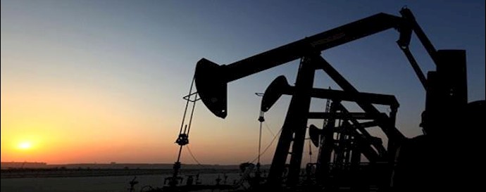 Oil prices fall again as lower demand U.S. season looms