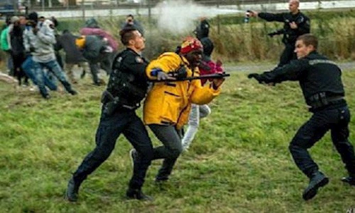 Thousands of refugees in critical conditions in Greece islands