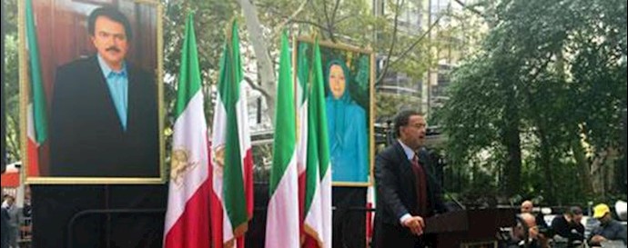 We support democracy in Iran