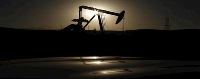 Oil seesaws on Wall Street, Iran production causes warnings
