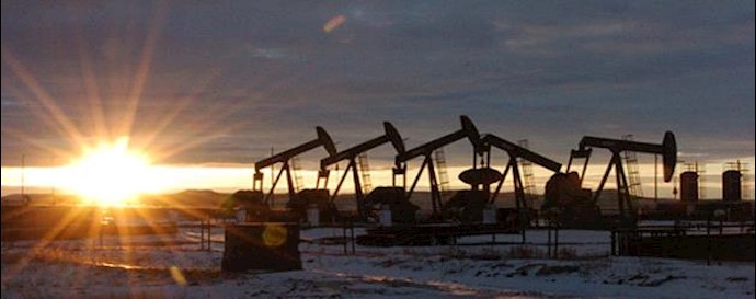 Oil Surplus To Persist Despite U.S. Output Drops