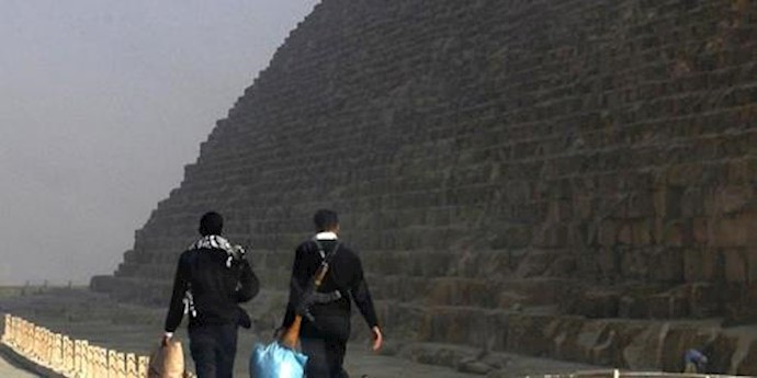 Egypt says no one hurt in attack near Pyramids