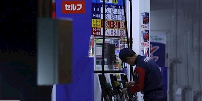 Standard Chartered: Oil price could drop as low as $10 a barrel