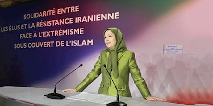 French mayors and dignitaries take part in a solidarity feast with the Iranian Resistance