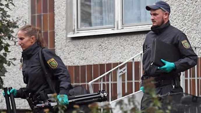 Germany: Syrians who tied up bomb suspect hailed as heroes