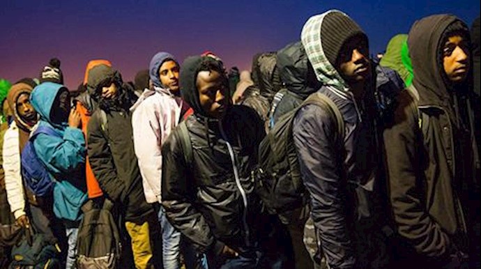 France moving more than 6,000 migrants, destroying huge camp
