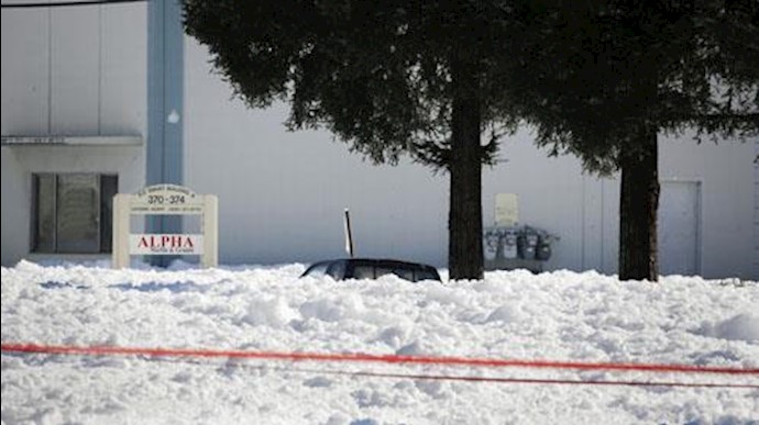 Thick foam engulfs California streets+Video