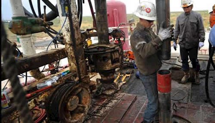Brent oil price falls back to US$45 level