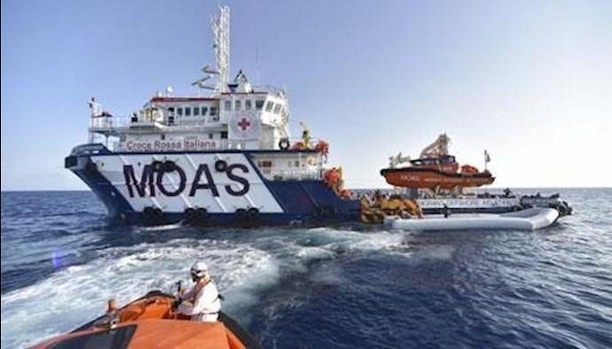 More than 200 reported dead after 2 boats packed with refugees capsize