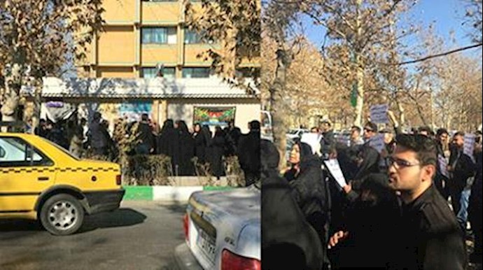 Stockholders protest in two Iran cities demanding repayment