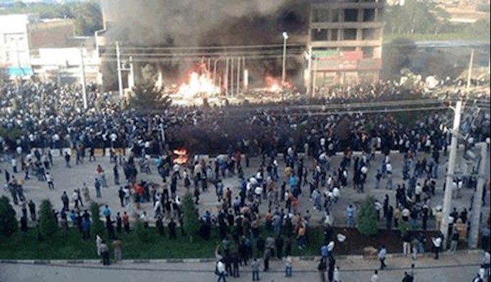 Iran sentences 12 protesters to prison