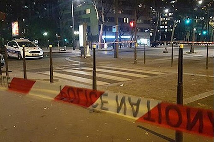 Paris hostage drama as armed man storms travel agent and holds SEVEN people inside as police swarm area + Video