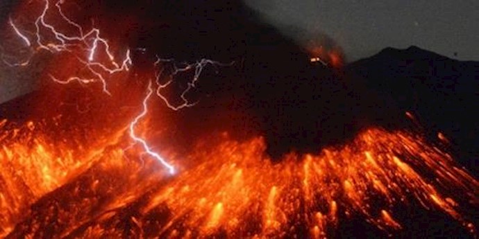 Sakurajima volcano erupts spectacularly in southern Japan