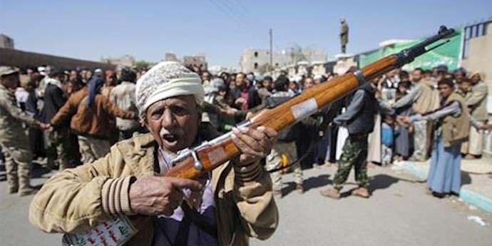 Yemeni official says Houthis recruiting African fighters