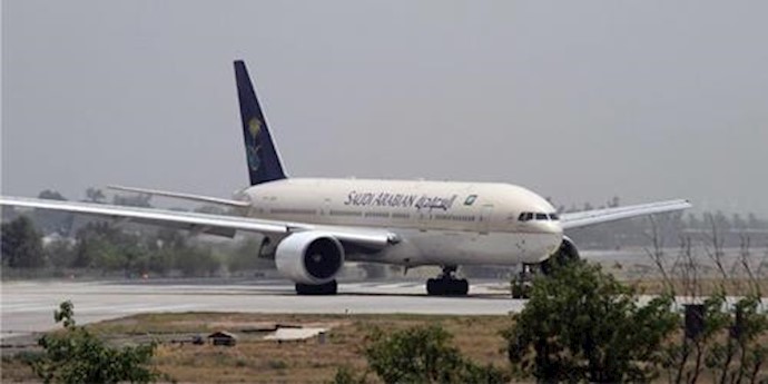 Bomb threat forces evacuation of Saudi airliner