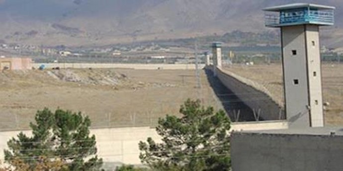 Struggle for regime change in Iran extends to prisoners