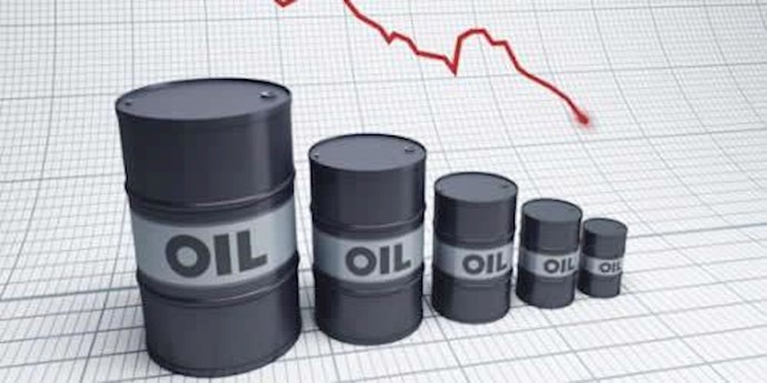 Oil futures drop on rising crude stocks, oversupply