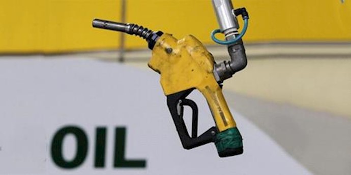 Oil prices fall on U.S. storage glut, ongoing economic woes