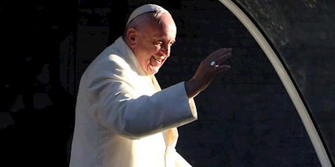 Pope urges govermants to open hearts to migrants