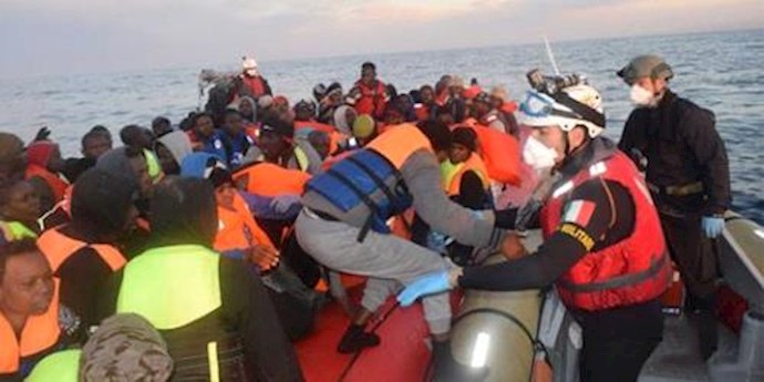 700 migrants have been rescued from six boats, four found dead
