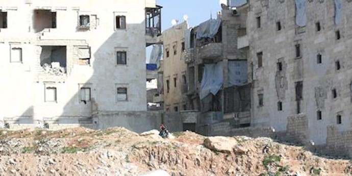 Syria: UN relief chief calls on Government to halt attacks displacing 30,000 civilians