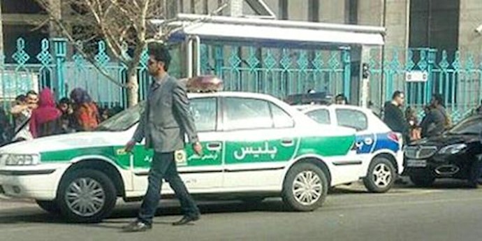 Iran: reports from 10 provinces indicate vacant polls