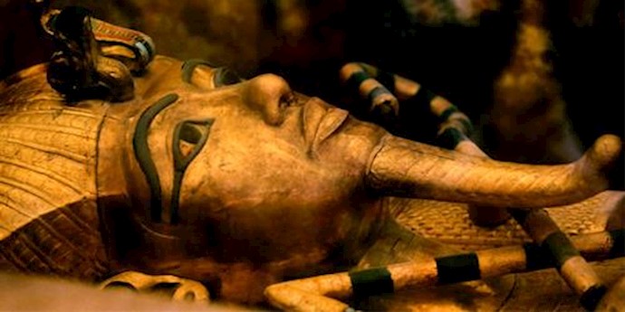 Scans show ‘90% chance’ of hidden chambers in Tutankhamun tomb