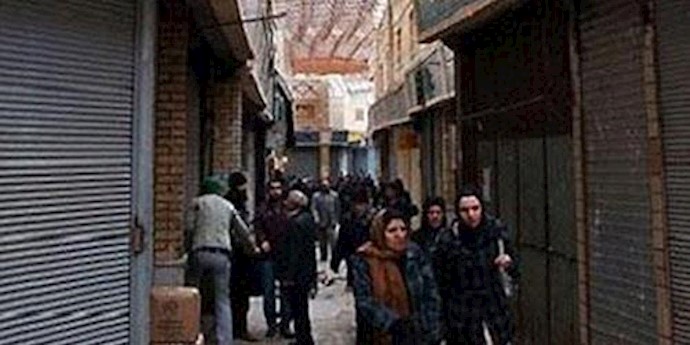 Tehran’s suburban Bazaar launches strike, protest