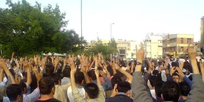 Iran: “Haft Tappe” workers continuing strike & protests