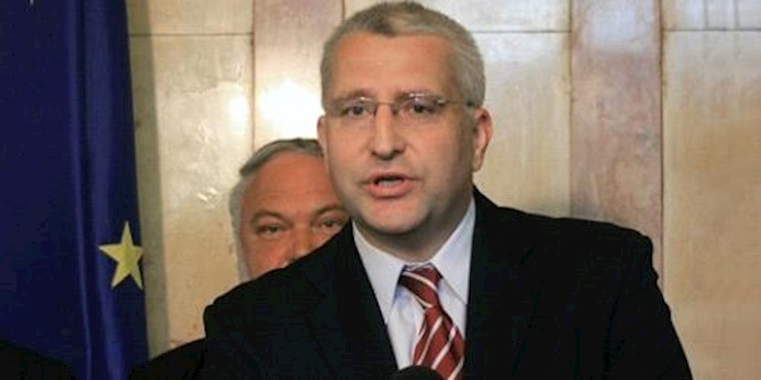 It is illusionary to think that Iran regime will reform