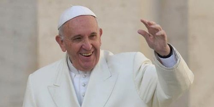 Pope Francis criticizes governments who close doors to migrants, calls for a compassionate approach