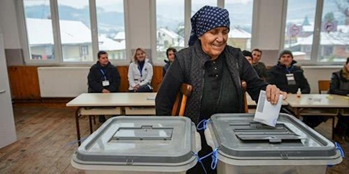 Serbian people voted to choose the European path