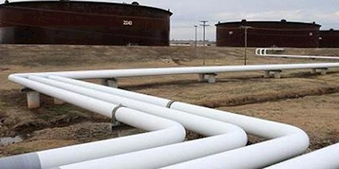 Oil prices decline on persistent of global glut