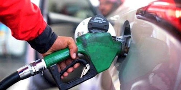 Oil prices plunged as Saudis suggested it could hold off freezing output