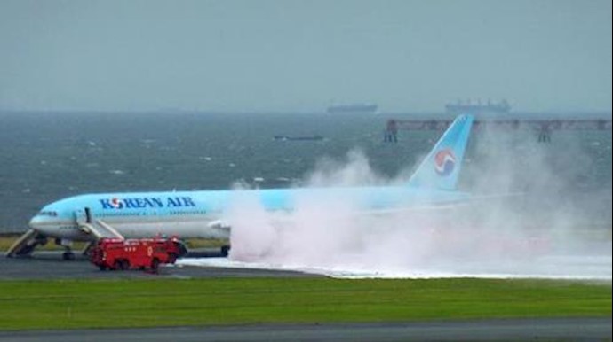 Japan: Passengers from Korean Air line evacuated after plane engine fire